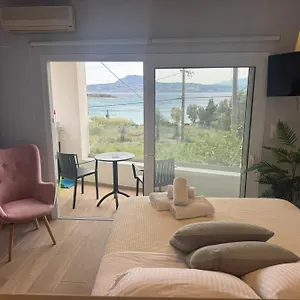 Eleftherias - Near Apartment